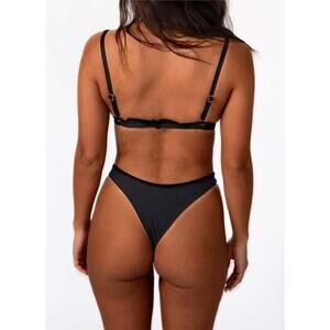 Skatie• ‘Dylan’ Bikini Bottom in BLACK
